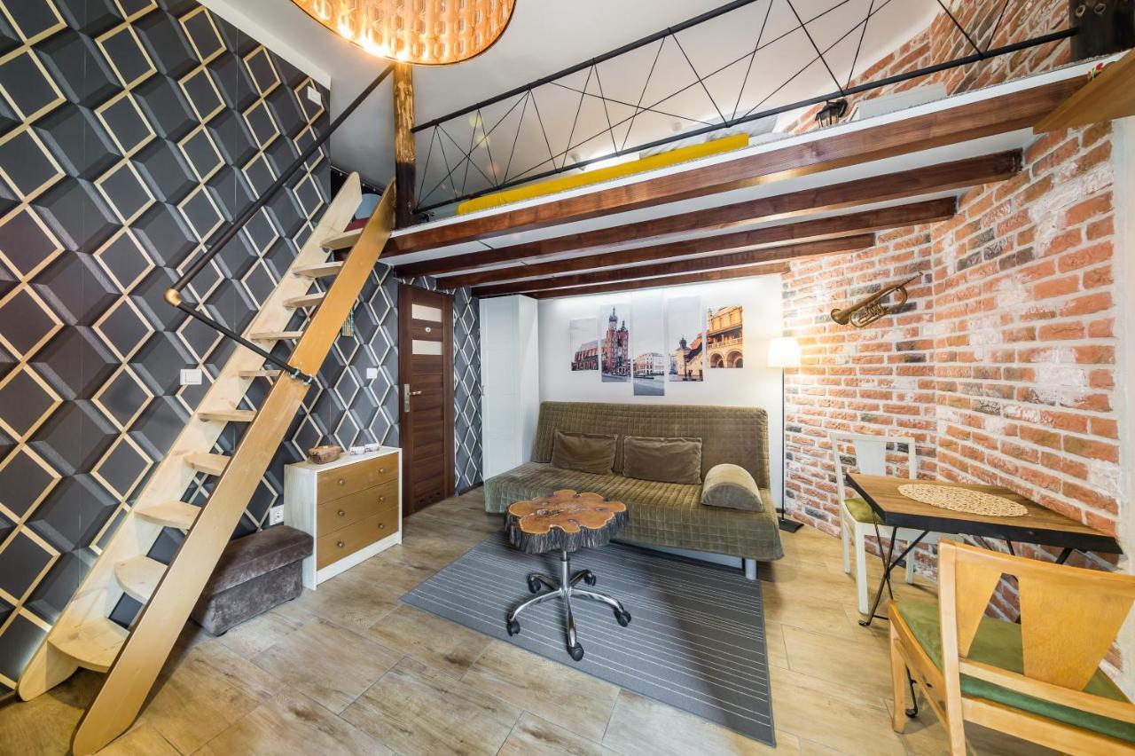 Studio Z Ogrodem Przy Starej Zajezdni Krakow Exterior photo