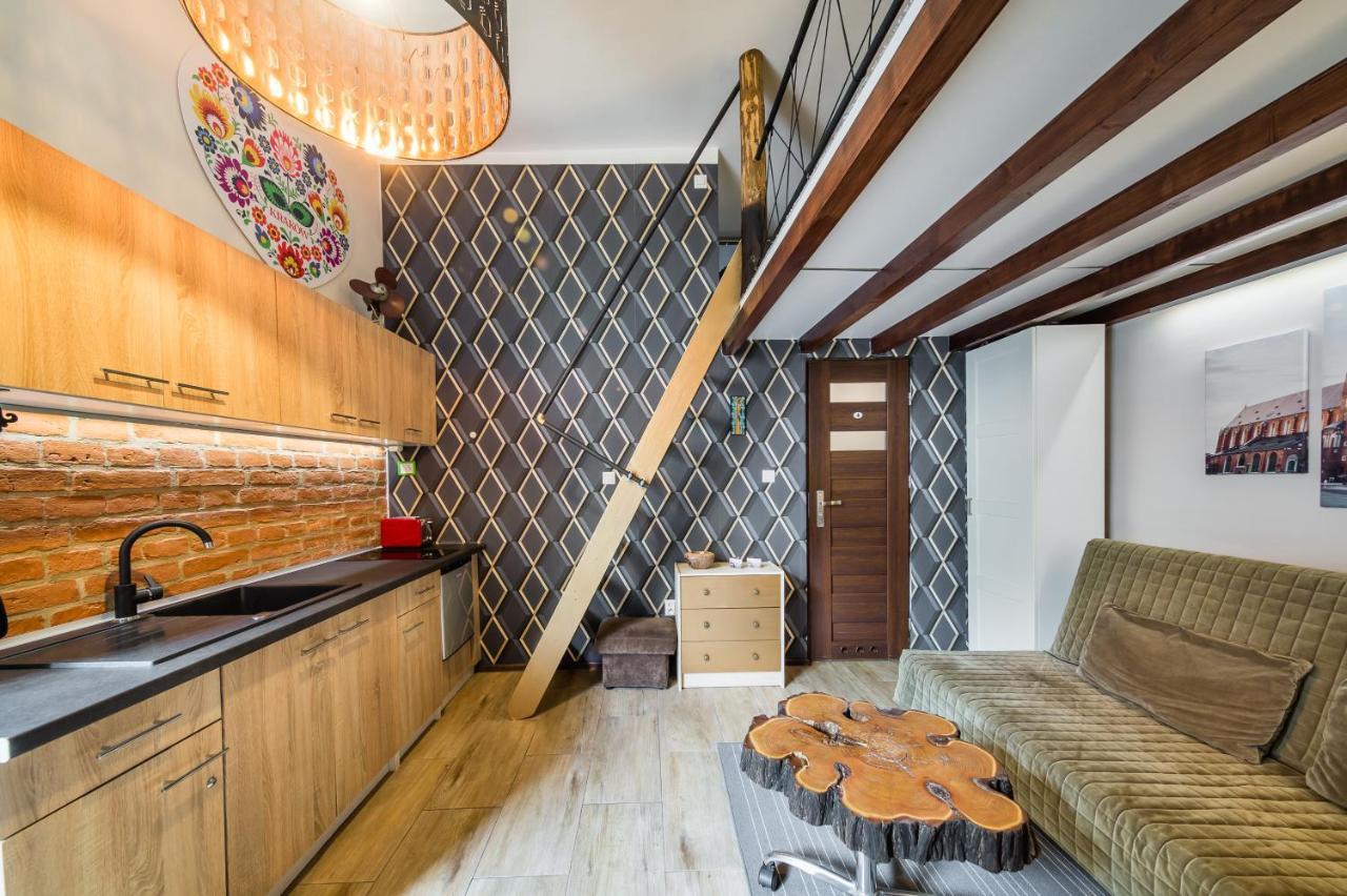 Studio Z Ogrodem Przy Starej Zajezdni Krakow Exterior photo